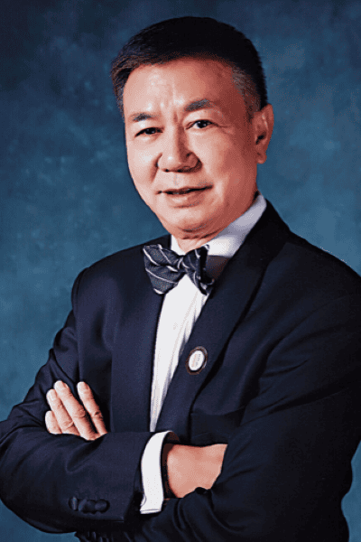 Portrait photo of Jim Zhang