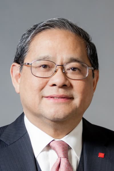 Portrait photo of Victor K. Fung