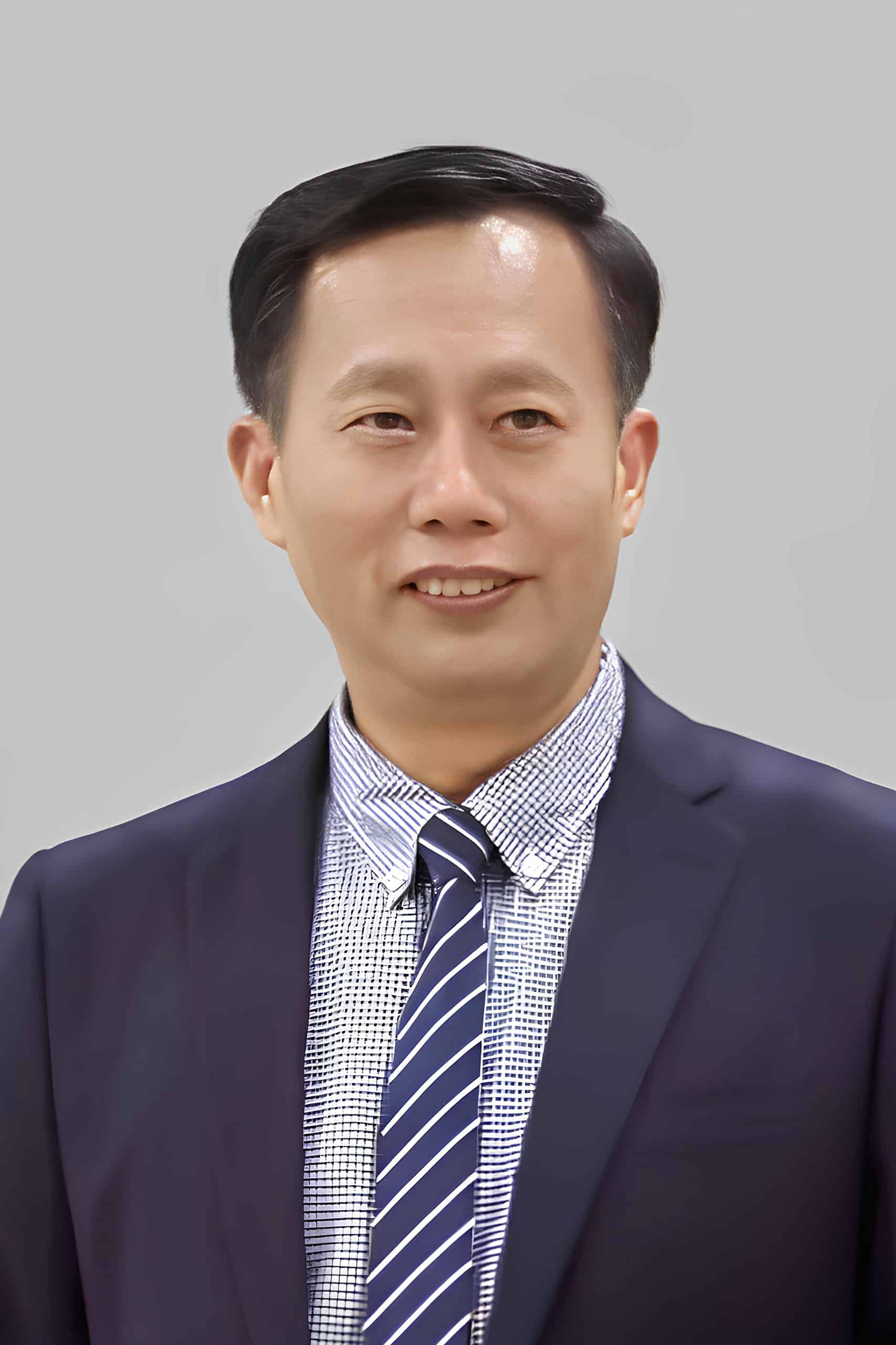 Portrait photo of 刘耀林博士