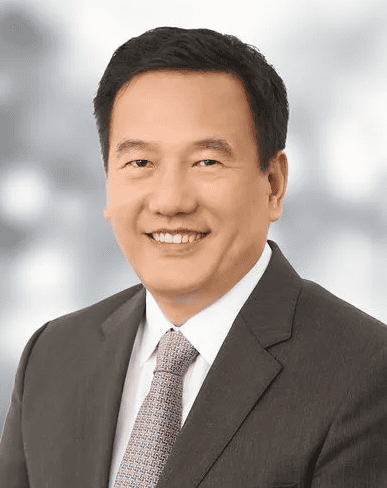 Portrait photo of Wang Xiaodong