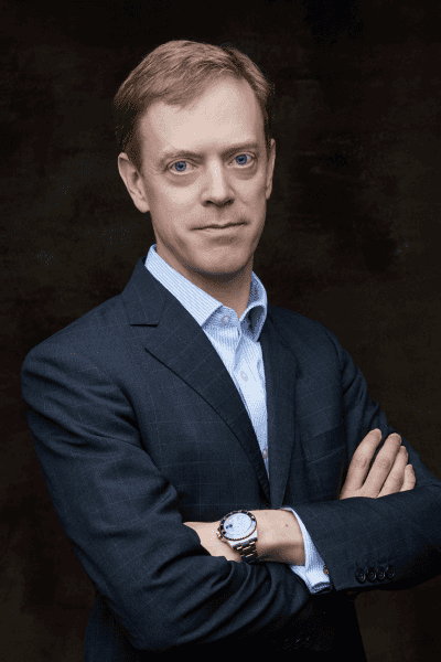 Portrait photo of 艾伦·马修·麦克查尔斯博士